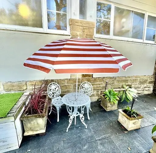 One Bed Apartment - Coogee Beach